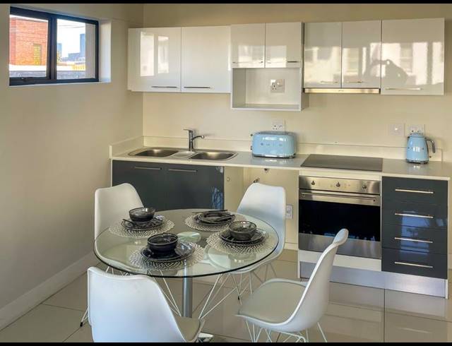 2 BEDROOM APARTMENT FOR SALE IN ZONNEBLOEM